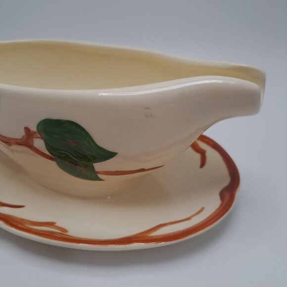 Franciscan Gladding McBean 50s Apple Gravy Boat Hand Decorated Collectible Decor - Picture 6 of 12